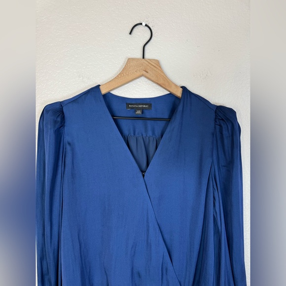 Banana Republic Long Sleeve Volume Sleeve Navy Blue Satin Wrap Blouse XXS - Picture 6 of 12